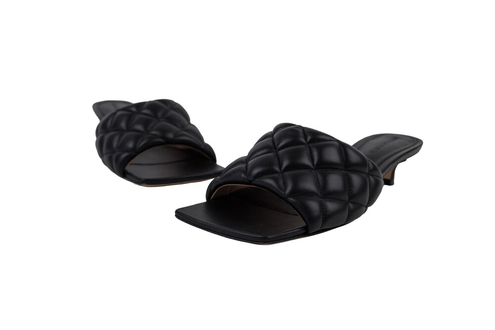 Bottega Veneta Black Leather Padded Kitten Mules Size 37.5